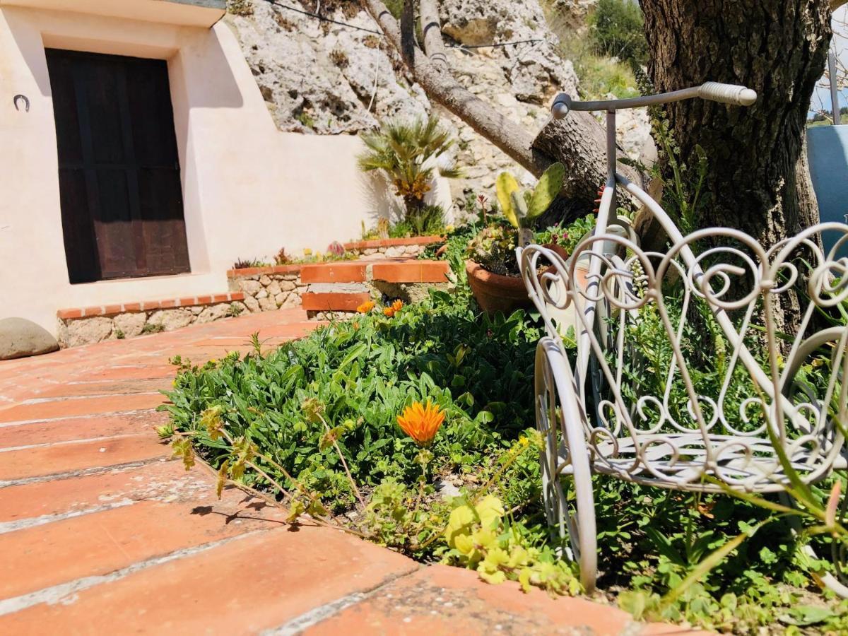 B&B Tenuta La Puntara Caltanissetta Exteriér fotografie
